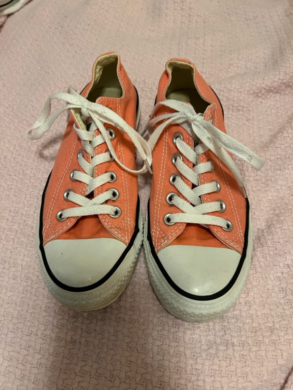 Pink/coral Converse women’s size 7